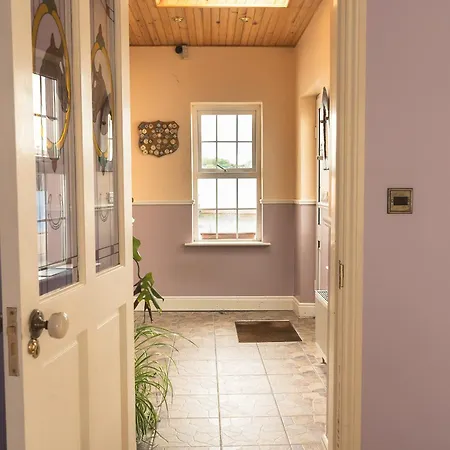 בית נופש Private Near Rock Of Cashel And Workspace *